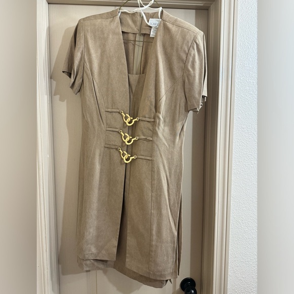 Scarlett Dresses & Skirts - Formal Dress